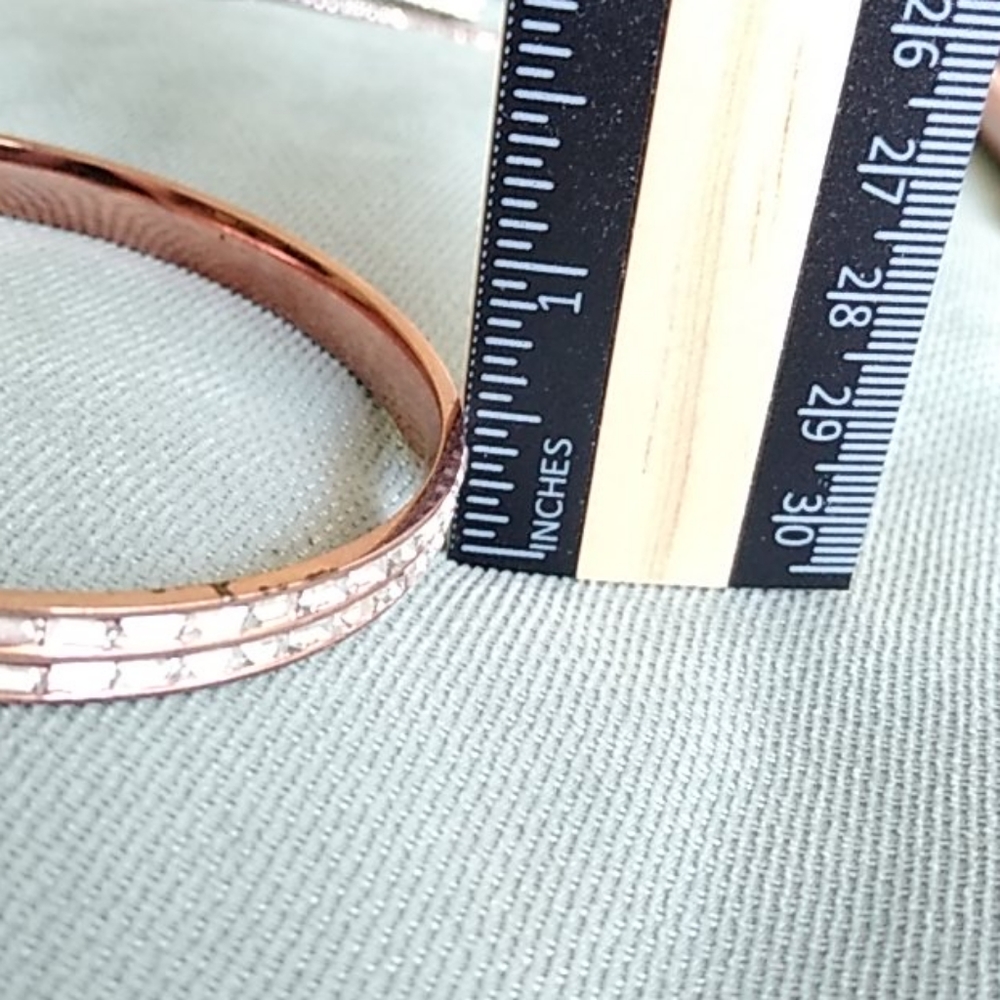 DIAMONDIQUE CRYSTAL BRACELET IN ROSE TONE METAL - Picture 4 of 5